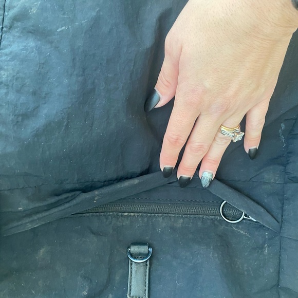 LULULEMON BUNDLE!! - Picture 9 of 10